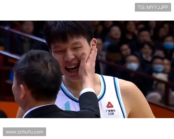 杨瀚森谈六犯判罚：我会改进自己的动作 不会评价裁判判决