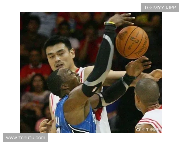 霍华德回忆防守经历称帕金斯还能应付但面对姚明的高度自己毫无办法